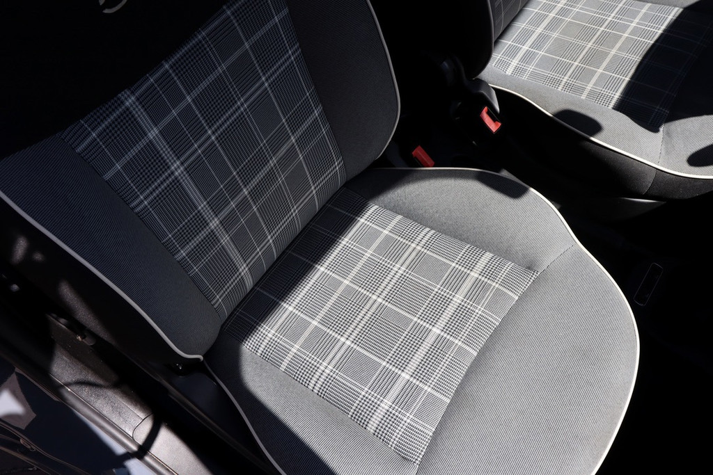 Fiat 500 1.0 Hybrid Lounge, foto 18