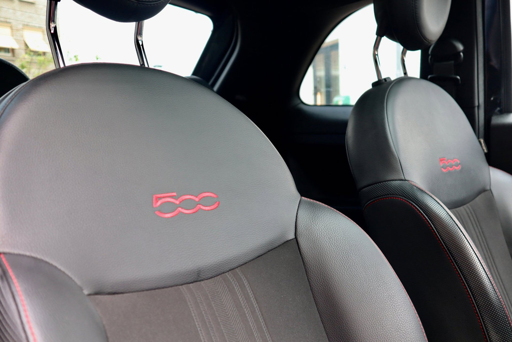 Fiat 500 1.0 Hybrid Sport, foto 28