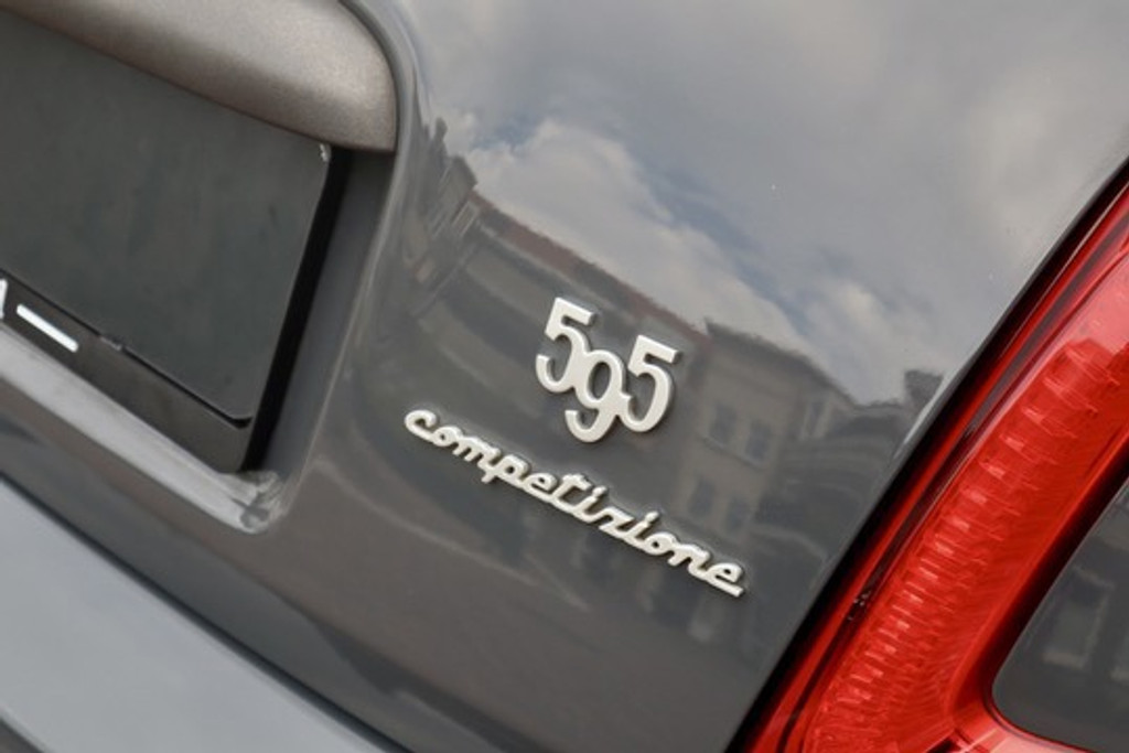 Fiat 500 Abarth 595 Competizione, foto 16