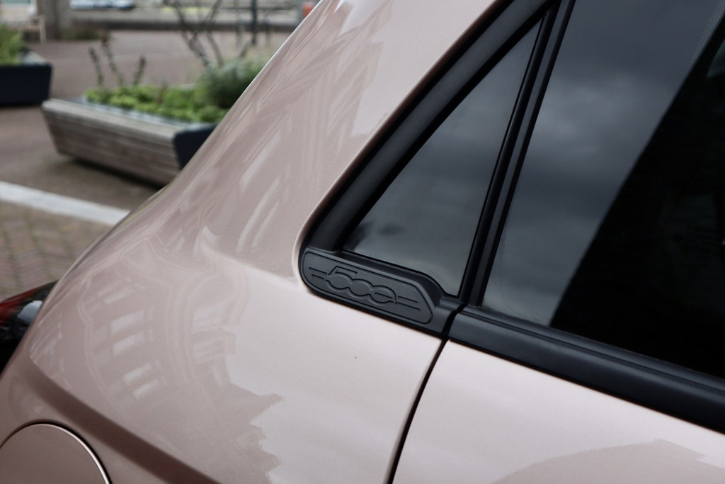 Fiat 500e 3+1 Icon 42 kWh, foto 8
