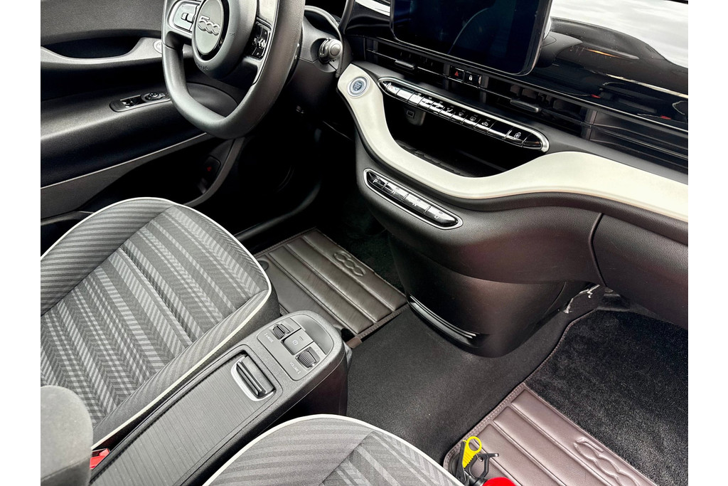 Fiat 500e Icon 42 kWh, foto 30