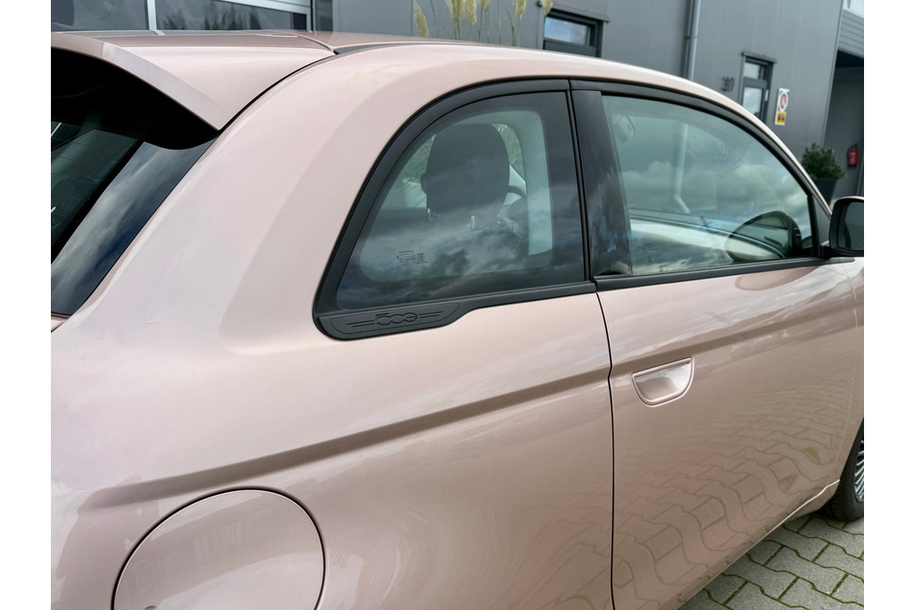 Fiat 500e Icon 42 kWh, foto 6