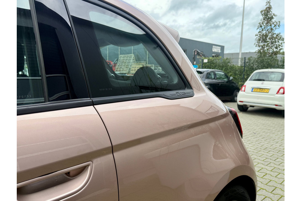 Fiat 500e Icon 42 kWh, foto 9