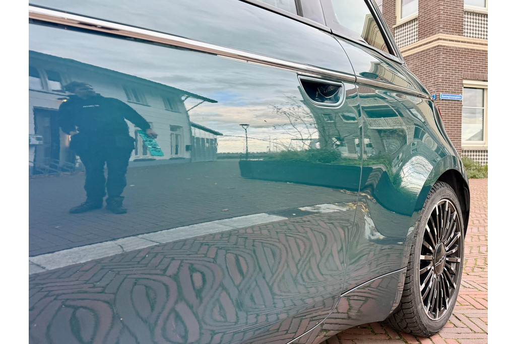 Fiat 500e La Prima 42 kWh, foto 22