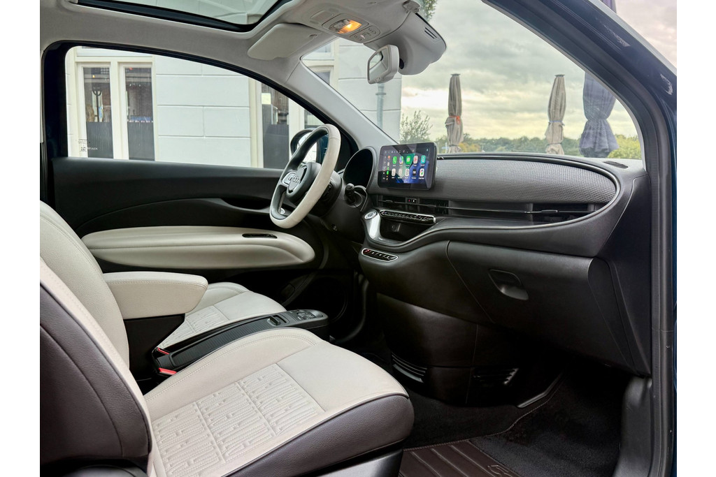 Fiat 500e La Prima 42 kWh, foto 24