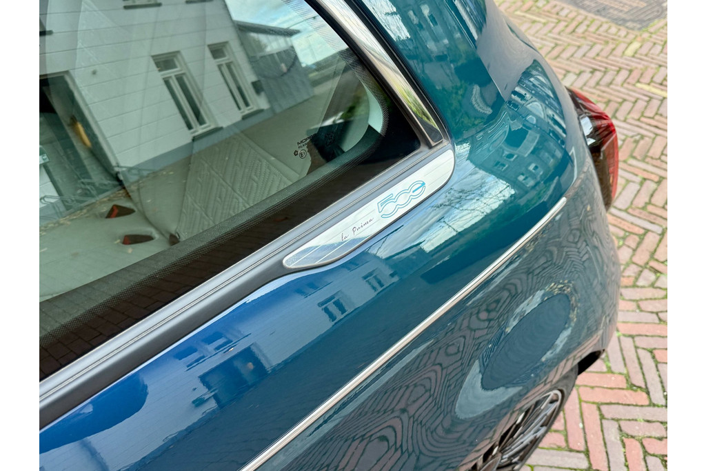 Fiat 500e La Prima 42 kWh, foto 8