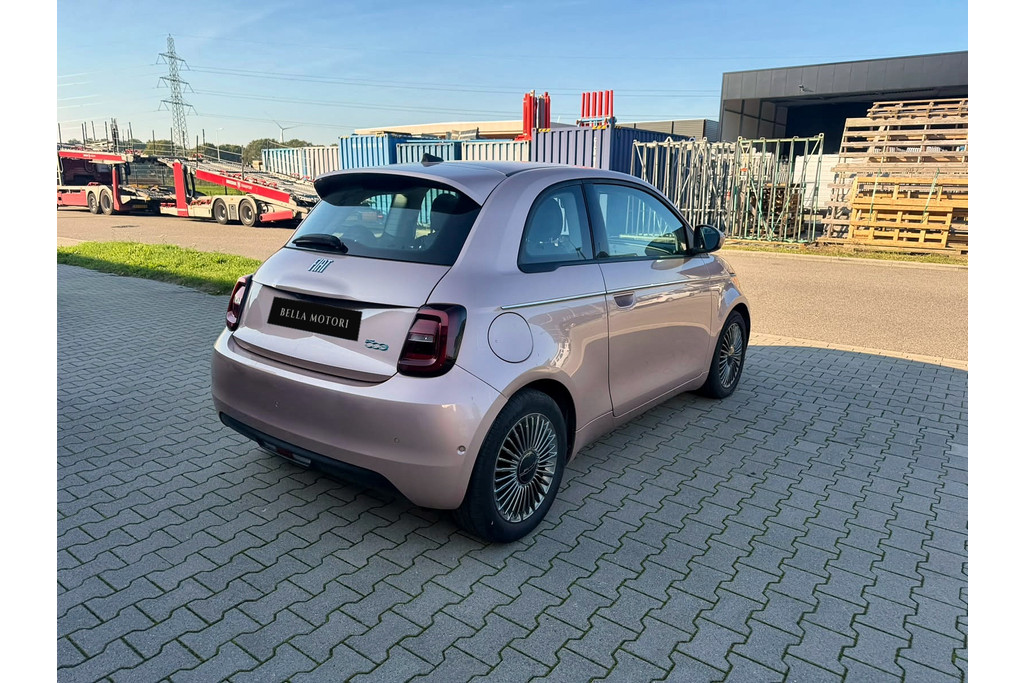 Fiat 500e Icon 42 kWh, foto 7